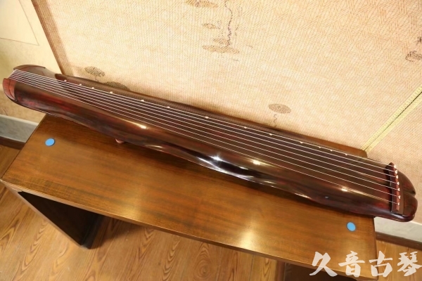 苏州市●久音古琴  ●今日推荐  20230516【收藏级断纹蕉叶】